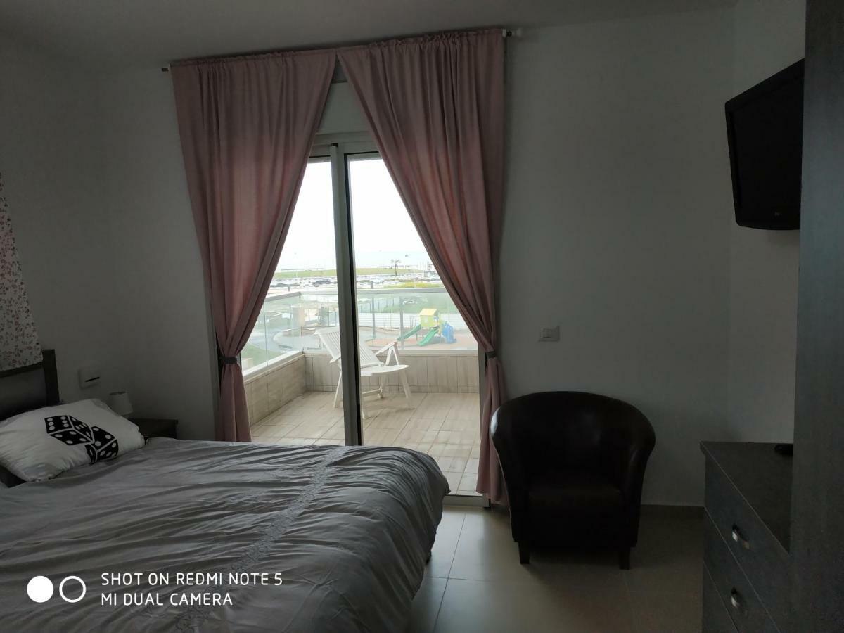עכו דירה חדשה ליד הים- Akko-Brand New Apartment Exterior foto