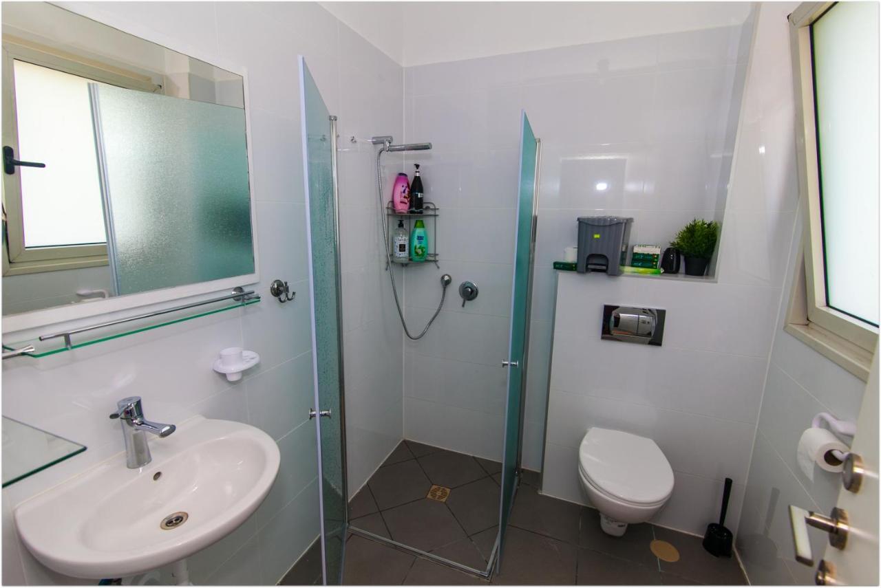 עכו דירה חדשה ליד הים- Akko-Brand New Apartment Exterior foto